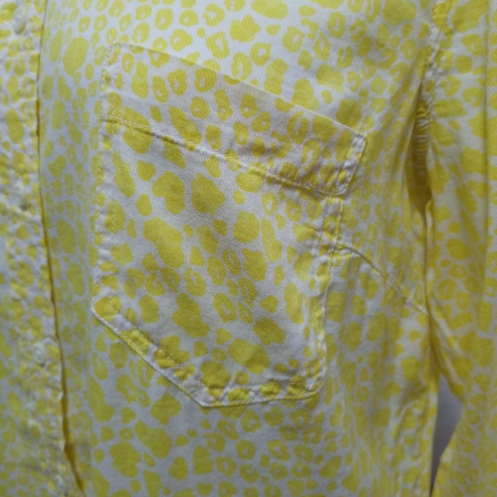 Gap Top Medium Button Up Down Giraffe Leopard Che… - image 8